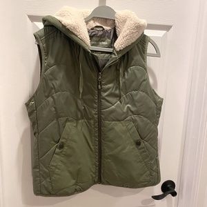 XL United by Blue Green Utility Vest with Fleece Lined Hood